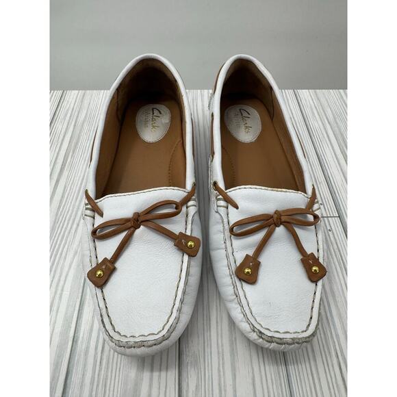 Clarks Artisan Dunbar Women's 6M White Leather Driving Moccasin Slip-On Shoes - Picture 1 of 10